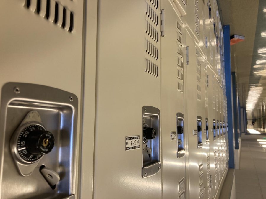 San Rafael Students Without Lockers Have a Heavy Weight on Their Shoulders