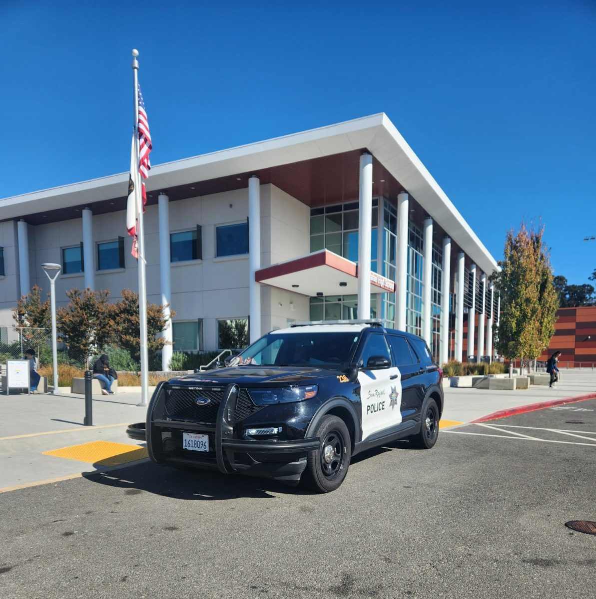 SAN RAFAEL STOPPED HAVING CAMPUS POLICE FOUR YEARS AGO. SHOULD SCHOOL RESOURCE OFFICERS RETURN?